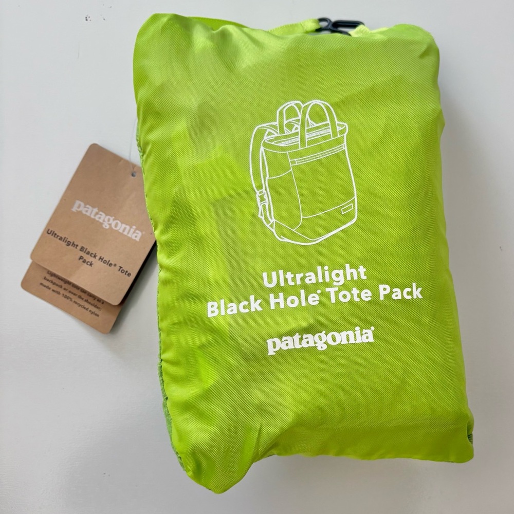 Patagonia Ultralight Black Hole Tote Pack - Lime